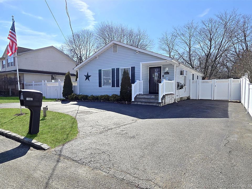 1st image of 1462 Claas Avenue