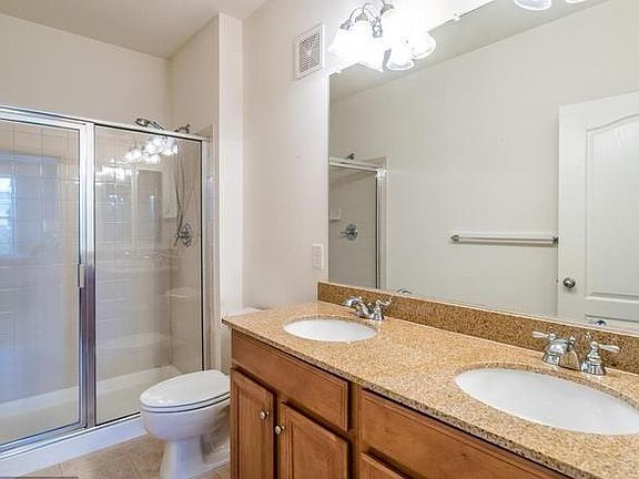 Private master bathroom