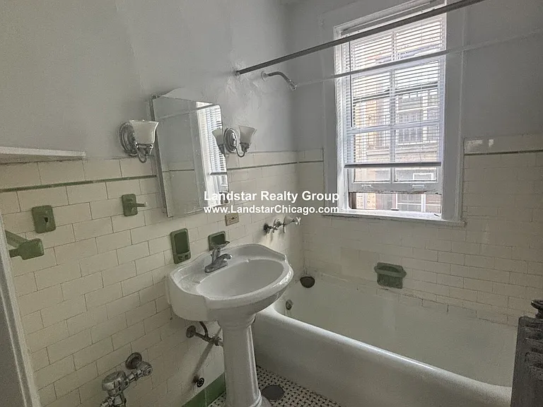 907 Elmwood Ave #3D — Photo 10