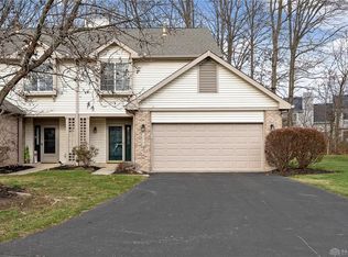 8543 Timber Park Dr, Centerville, OH 45458