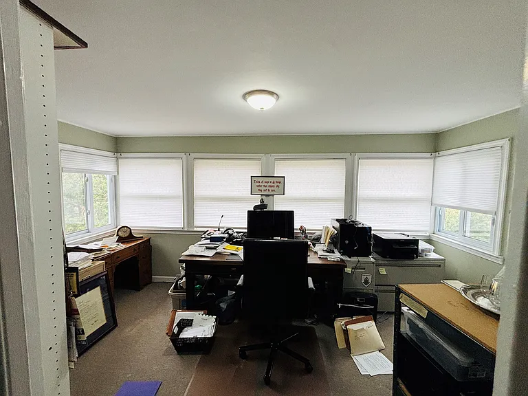 5943 N East Circle Ave #1 — Photo 46
