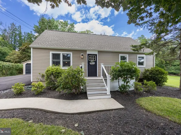 18 Rutgers Dr, Exton, PA 19341