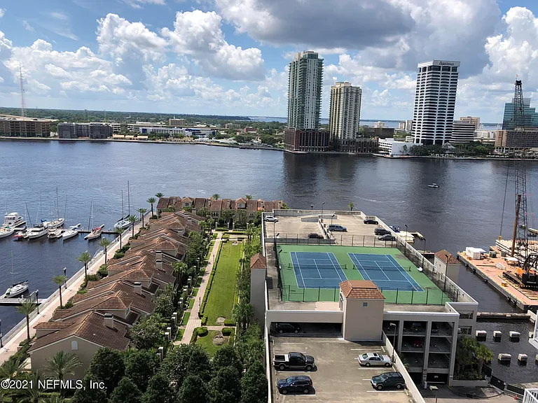 400 E Bay St #202 — Photo 33