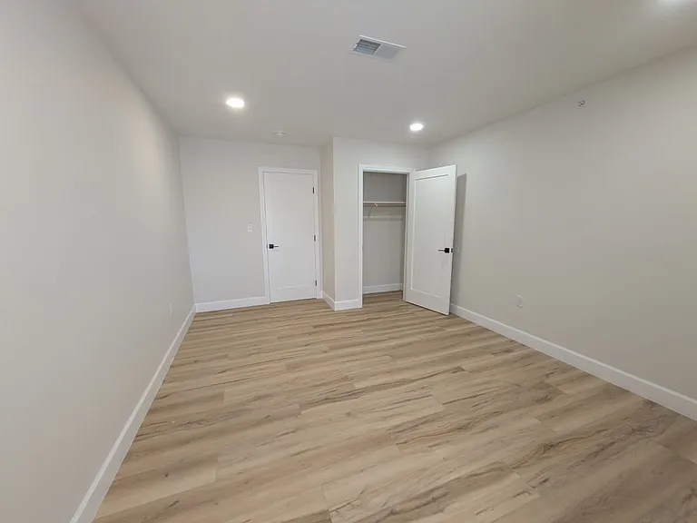 44 Warner St #B14 — Photo 5
