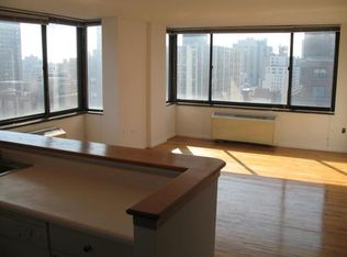 60 E 42nd St, New York, NY 11203