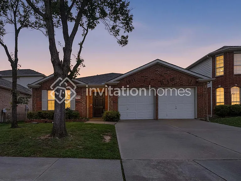 2513 Tar Heel Dr — Photo 1