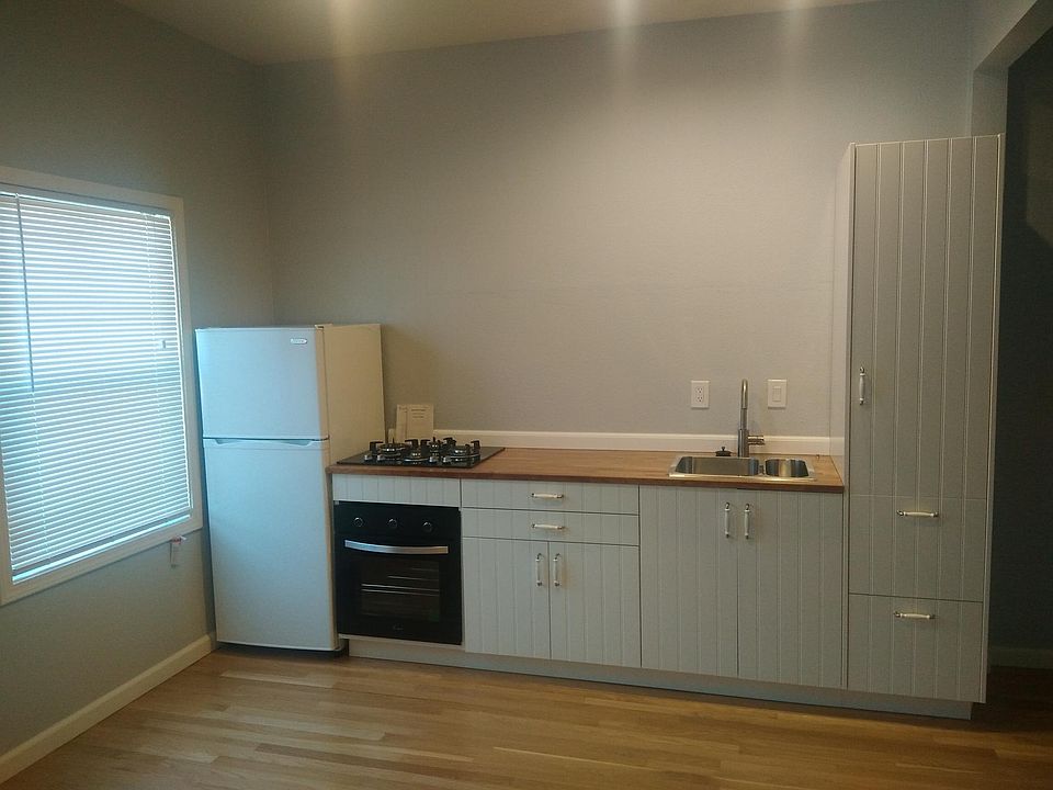 2nd image of 2451 1st Ave APT 4