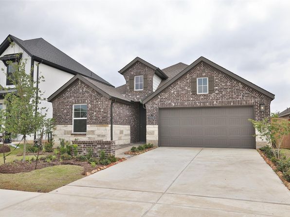 12310 Liberty Village Dr, Cypress, TX 77433