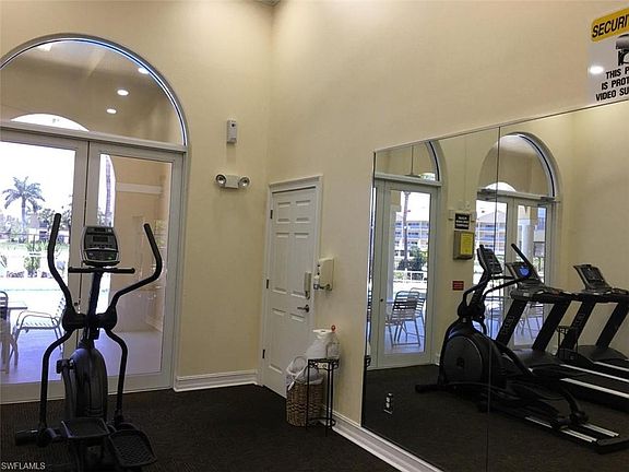 3rd image of 4136 Bellasol Cir APT 1514