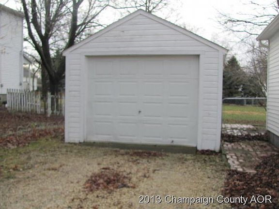 2nd image of 234 E Orleans St #1