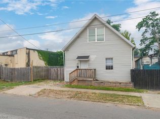 3208 E 66th St, Cleveland, OH 44127