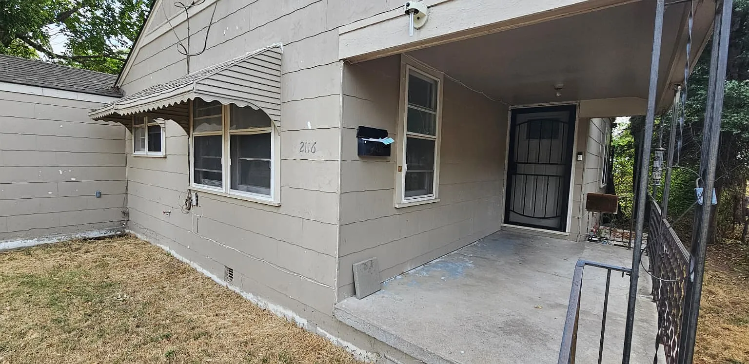 2 bed, 760 sqft, $1,000 — Photo 3