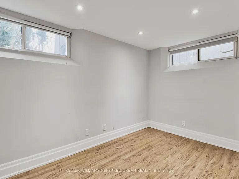 25 Carscadden Dr #LOWER — Photo 6