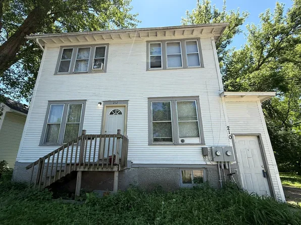 210 7th Ave NE, Waseca, MN 56093