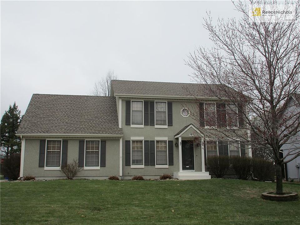 2125 S Central St, Olathe, KS - Front Elevation