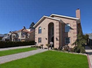 18133 Kruger Rd, Jamaica, NY 11432