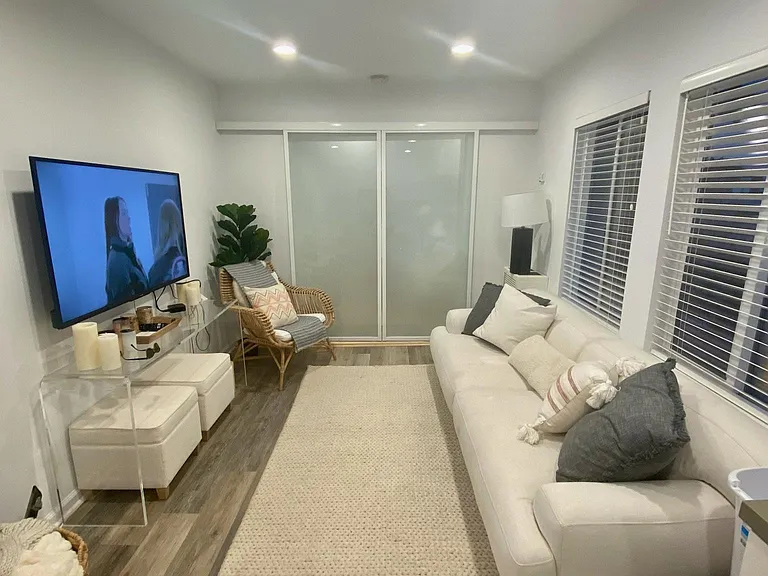 507 Santa Clara Ave #D — Photo 7
