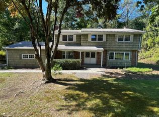 90 Russet Rd, Stamford, CT 06903