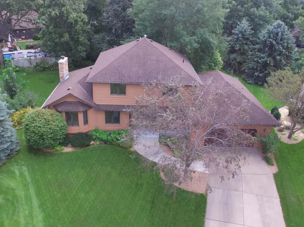 8931 Ashley Ter N, Brooklyn Park, MN 55443