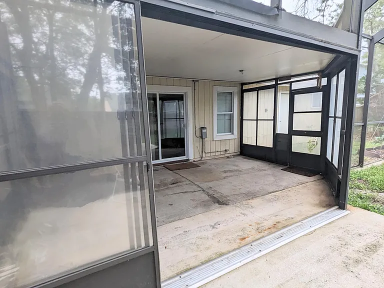1760 Tiffany Pines Cir W — Photo 29