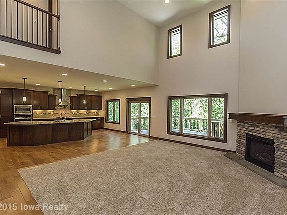3rd image of 10537 NW 74th Pl
