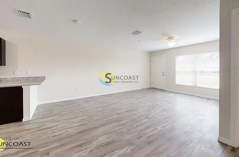 2169 NE 78th Ln — Photo 4
