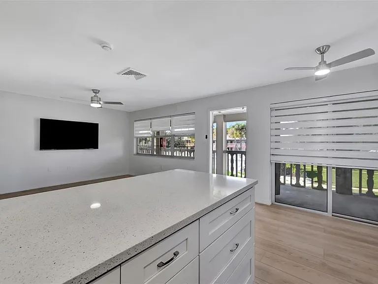 650 Pinellas Point Dr S #216 — Photo 12