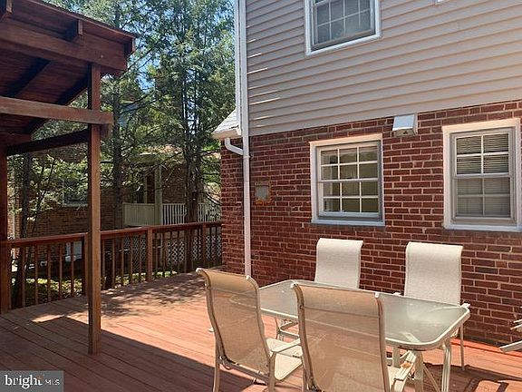 2nd image of 9531 Ewing Dr