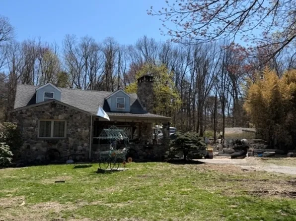 44 Beaver Brook Ln, Denville Twp., NJ 07834