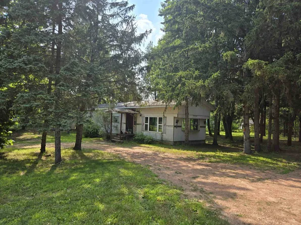 653 S Walker St, Adams, WI 53910