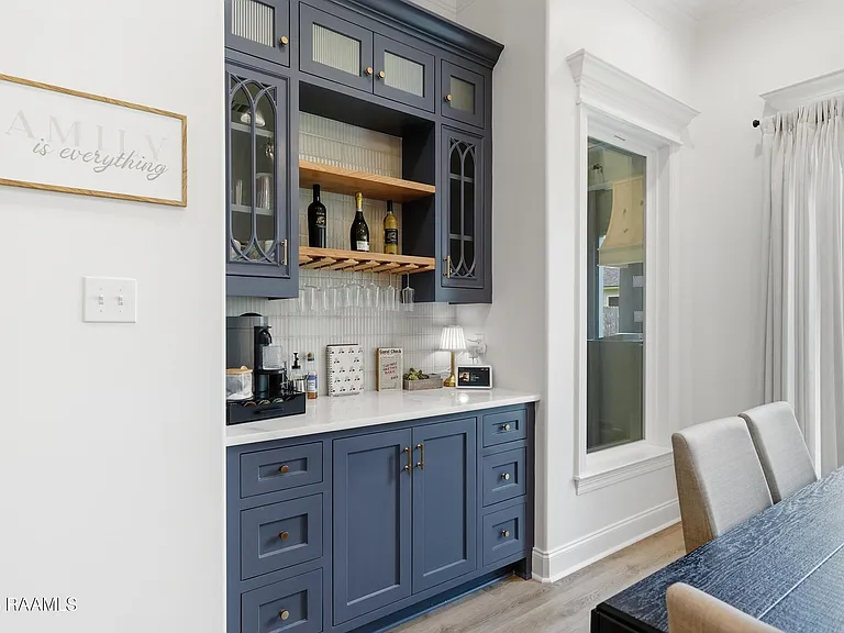 210 Amsterdam Ave — Photo 14