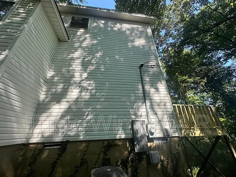 5900 Foxboro Dr — Photo 33