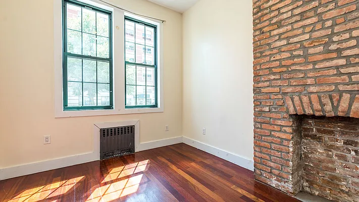 Rented by Nooklyn NYC LLC | media 3