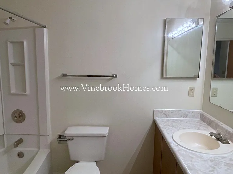 2496 Spring Valley Rd — Photo 6