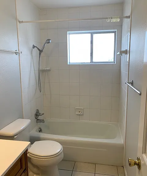 536 W Hopkins St #1 — Photo 5