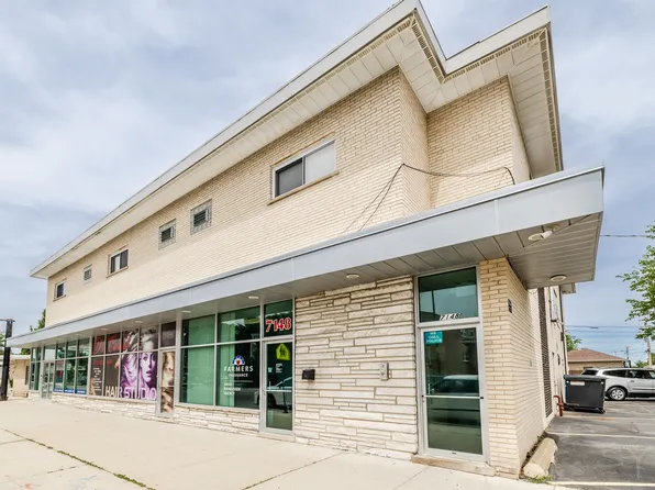 7148 W Addison St APT C, Chicago, IL 60634