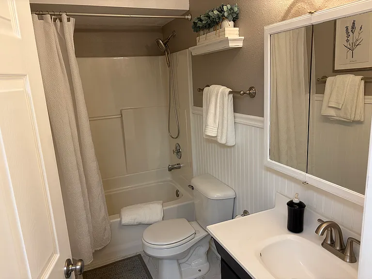 8179 Dry Creek Cir — Photo 10