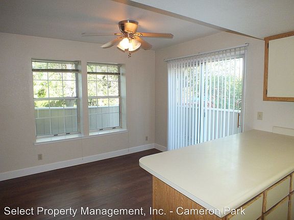 5th image of 2584 Greenwood Ln APT 1