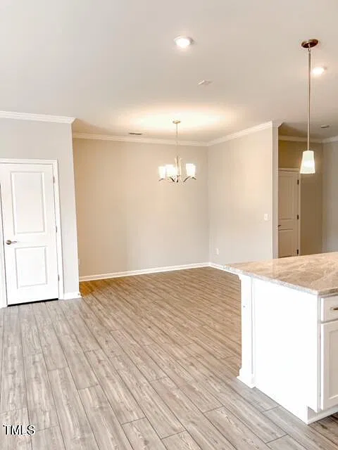 3 bed, 2.5 bath, 1980 sqft, $2,200 — Photo 3