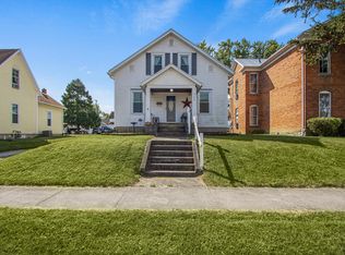 305 E Pearl St, Wapakoneta, OH 45895