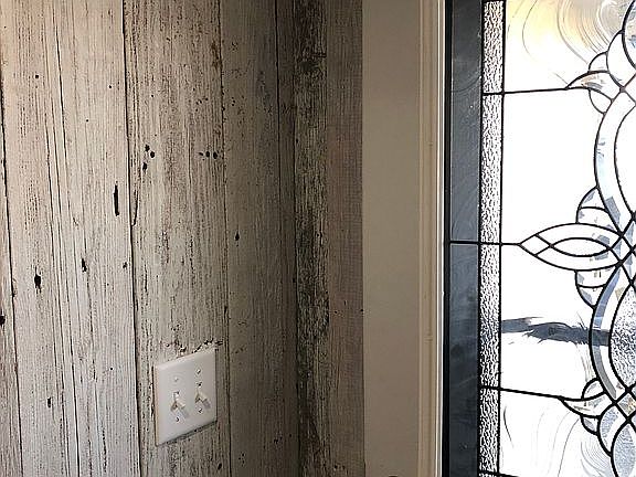 Barnwood mudroom