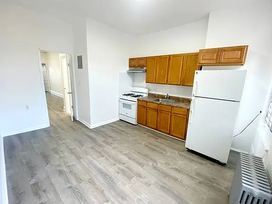 Rented by Brooklyn Property Group LLC | media 20