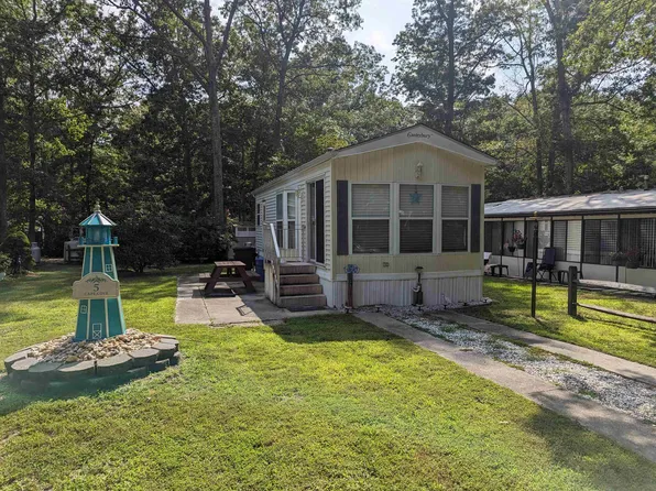 5 Cape Cv, Woodbine, NJ 08270