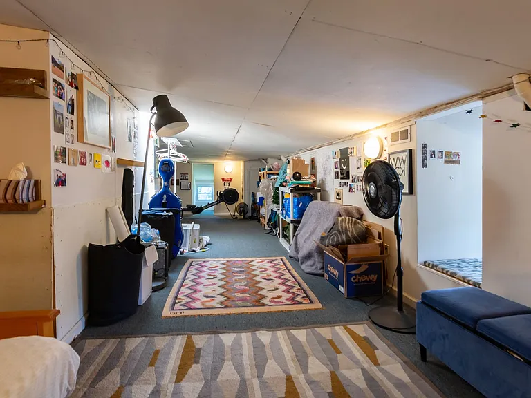 4813 Walton Ave — Photo 14