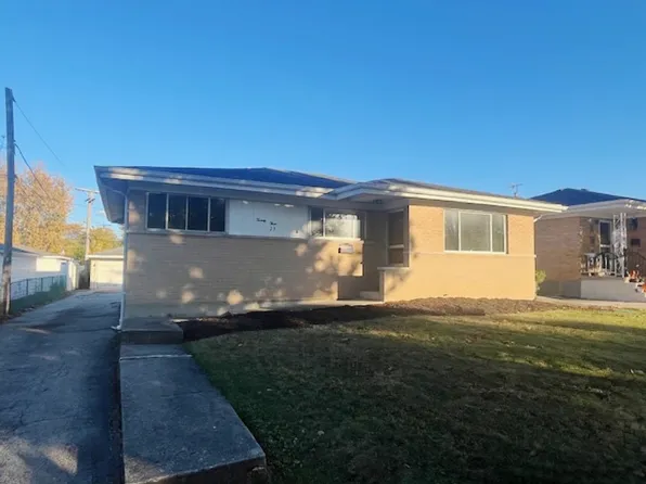 23 N 2nd Ave, Villa Park, IL 60181