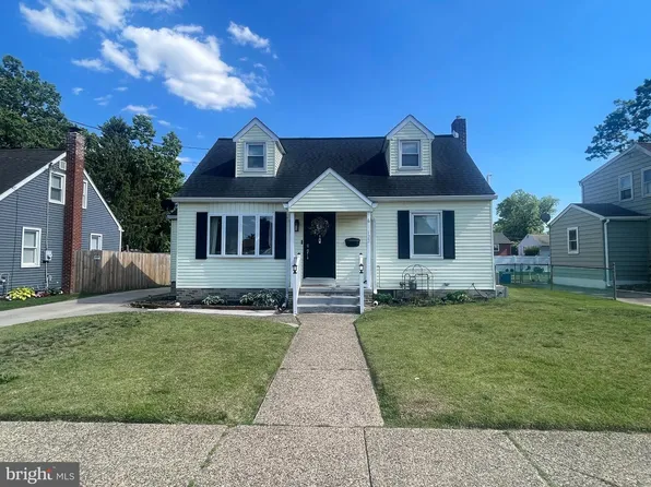 122 Maryland Ave, Magnolia, NJ 08049