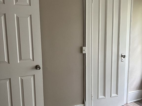 5th image of 18 Wellington Ave
