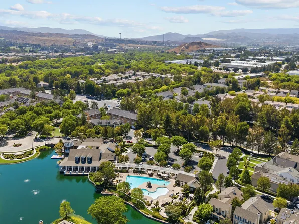 24136 Victoria Ln Unit 23, Santa Clarita, CA 91355