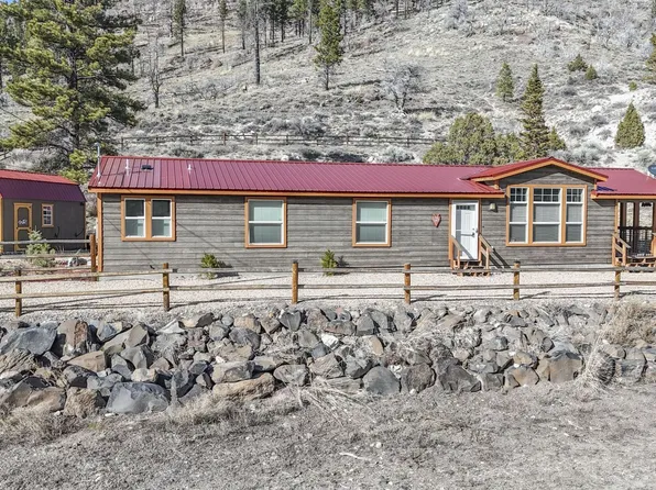 74 N Forest Rd, Panguitch, UT 84759