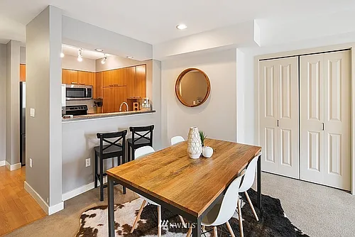 5001 California Ave SW #513 Photo 1 5001 California Ave SW #513 Photo 1